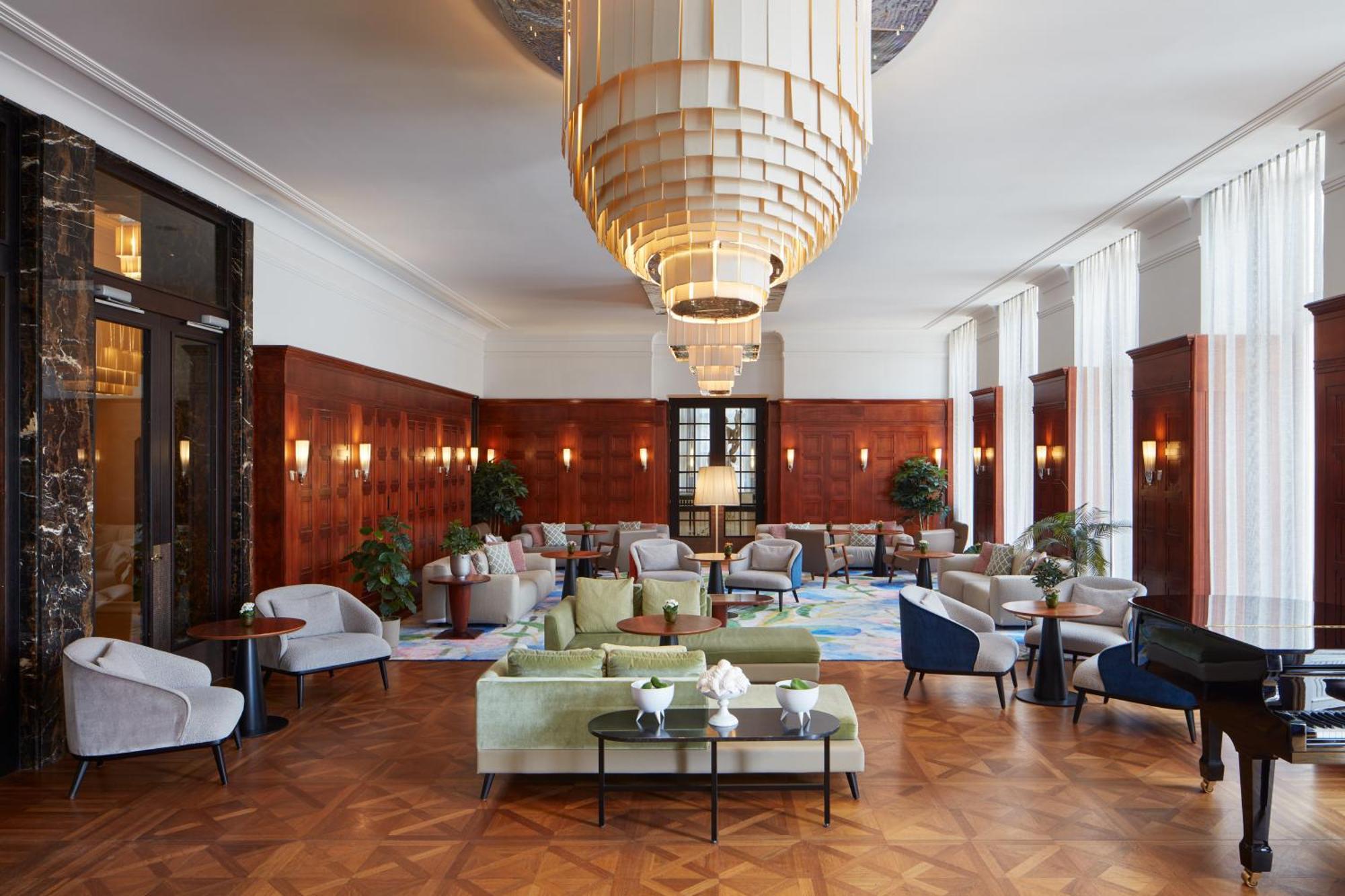 Falkensteiner Spa Resort Marianske Lazne Exterior foto The hotel's lobby