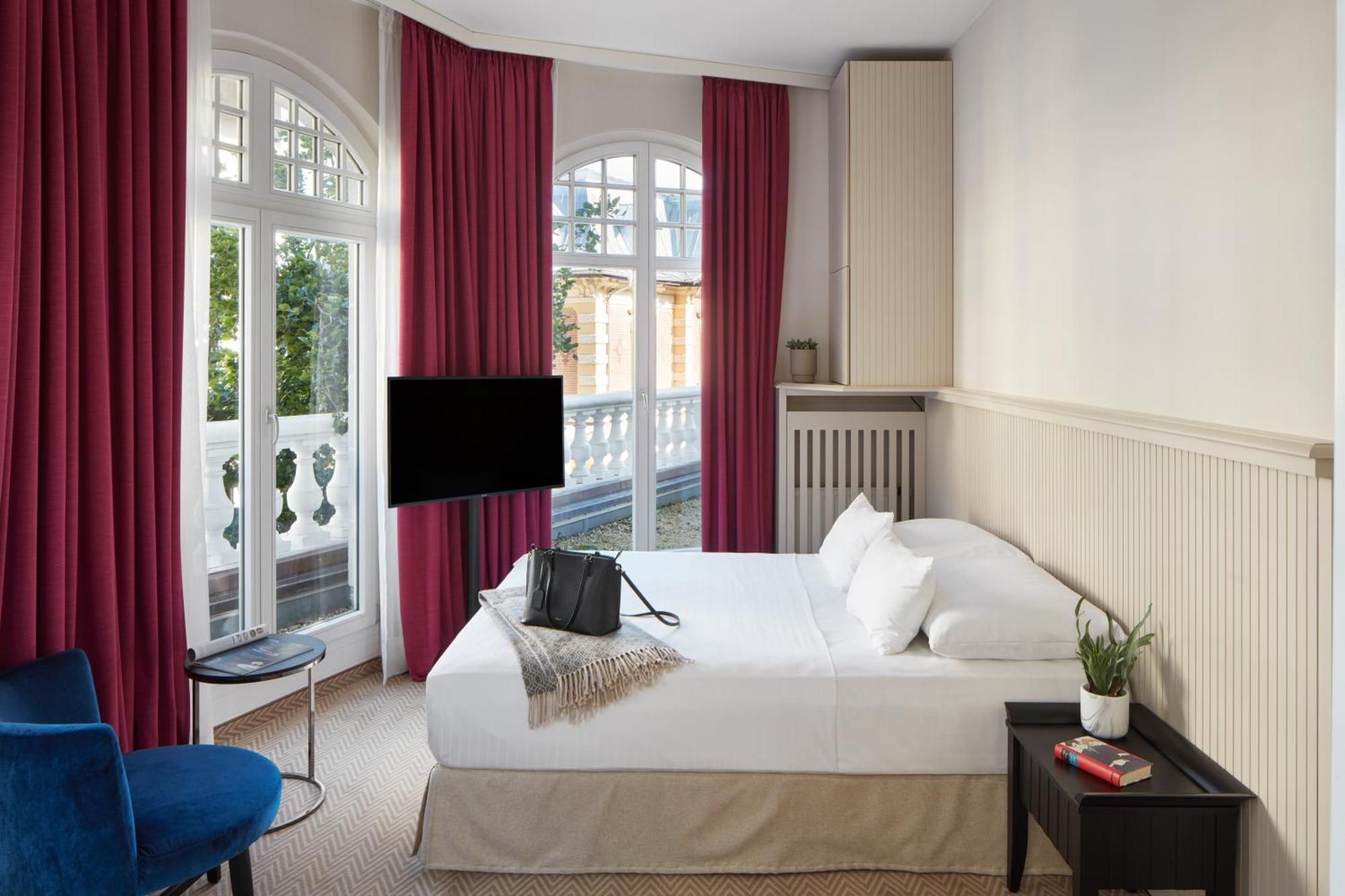 Falkensteiner Spa Resort Marianske Lazne Quarto foto A room at the Hotel Axelmannstein
