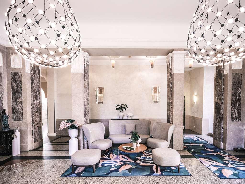Falkensteiner Spa Resort Marianske Lazne Interior foto The lobby of the hotel